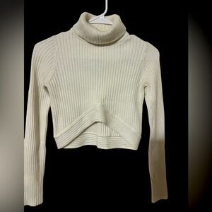 Bershka Turtleneck Crop sweater